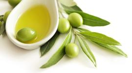 زيت الزيتون.