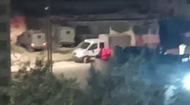 محاصرة أحد المنازل