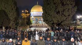 صلاة الفجر في القدس.jpg
