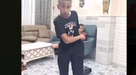 طفل عمره 15 عاماً لحظة اعتقاله.PNG