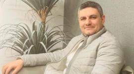 الصحفي محمد منى من نابلس.jpg