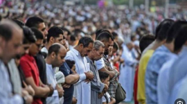 صلاة عيد الاضحى.PNG