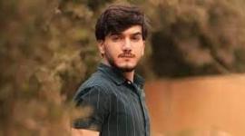 الشاب العشريني محمد الدهني.jpg