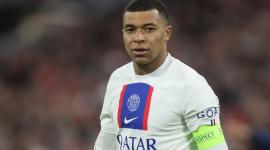 كيليان مبابي لاعب باريس سان جيرمان الفرنسي