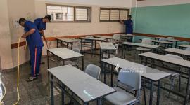 وزارة التعليم بغزة تشرع بحملة مكثفة لتطهير وتنظيف لاستقبال العام الدراسي الجديد (11)