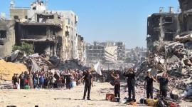 اعتقال مواطنون في مخيم جباليا المدمر (أرشيفية)