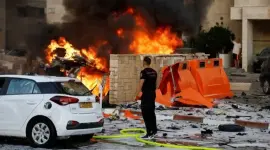 دمار في تل ابيب بفعل سقوط صواريخ حزب الله