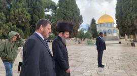 مستوطنون يقتحمون باحات القدس الشريف