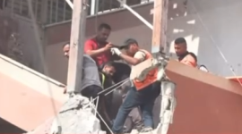 لحظة استهداف الدفاع المدني.PNG