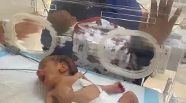 اطفال رضع