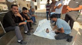 وداع ثلاث شهداء بمدينة غزة بعد قصف وتقدم الجيش على شارع صلاح الدين فجر اليوم (5).jpeg
