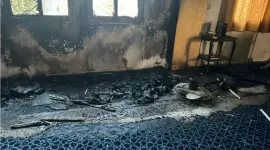مستوطنون يحرقون مسجداً في الضفة