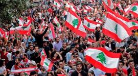 وسم #رايحين_عجهنم.. يمتعض الأوضاع الاقتصادية والسياسية في لبنان