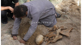 جراء قصف الإحتلال الصهيوني لمقبرة رفح جنوب مدينة غزة