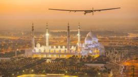 طائرة تعمل بالطاقة الشمسية