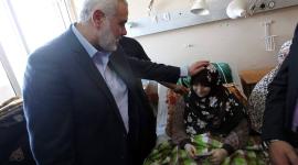 جانب من زيارة هنية للجريحة عبدربه