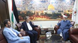 القائد النخالة خلال لقاء منسق عام جبهة العمل الإسلامي في لبنان