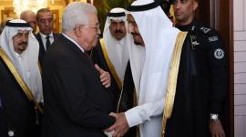 خلال لقاء الملك السعودي وعباس