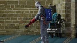 تعقيم المساجد كإجراء وقائي لطمأنة المصلين يوم الج (34).JPG