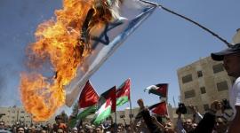 حرق علم اسرائيل