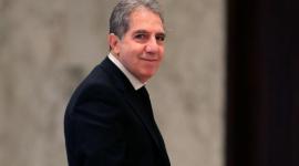 هل قدم وزير المالية اللبناني غازي وزني استقالته؟