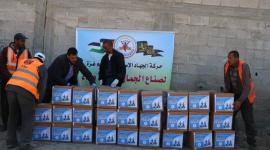 "الجهاد" تنظم حملة توزيع طرود غذائية 