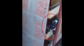 شاب يلقي زوجته من شرفة منزل