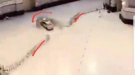 سيارة تقتحم الحرم المكي
