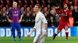 ميسي وصلاح ورونالدو