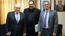 وزير التربية والتعليم والاتصالات والمالية