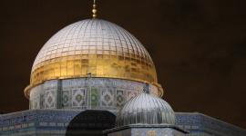 المسجد الاقصى يكتسي بالابيض