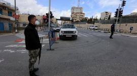 حواجز للامن الفلسطيني تفصل بين القرى والمخيمات وبين المدن في محافظة بيت لحم لمنع انتشار فيروس كورونا. (5)