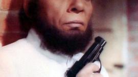 الفنان المصري عادل امام في فيلم الارهابي