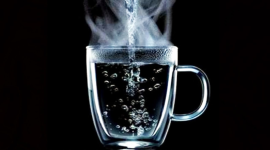 شرب الماء الدافئ