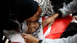 حلول تودع ابنها الشهيد حمزة زماعرة