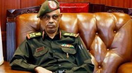وزير الدفاع عوض محمد أحمد بن عوف