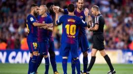 موعد مباراة برشلونة وآرسنال اليوم