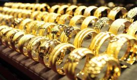 ارتفاع أسعار الذهب وتراجع النفط عالمياً