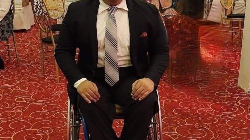 الرباع البارالمبي المصري طارق مصطفى وهدان.jpg