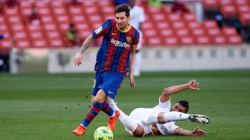 برشلونة يحتفل بذكرى ميسي يوم الكلاسيكو