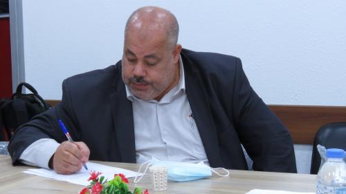 الكاتب خالد صادق.jpg