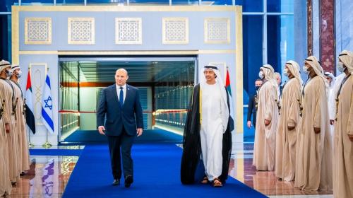 بينت في الامارات.jpg