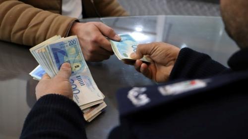 شرطة خانيونس" تُنهي خلافا ماليًا بقيمة 60 ألف دولار برفح