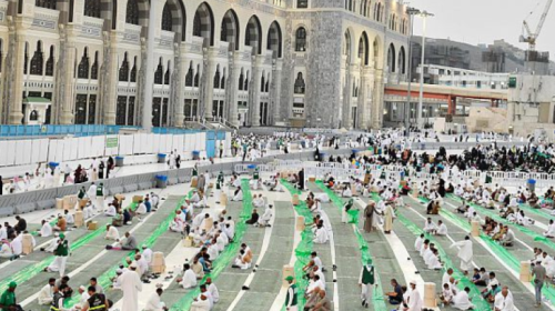 الافطار في الحرمين.PNG