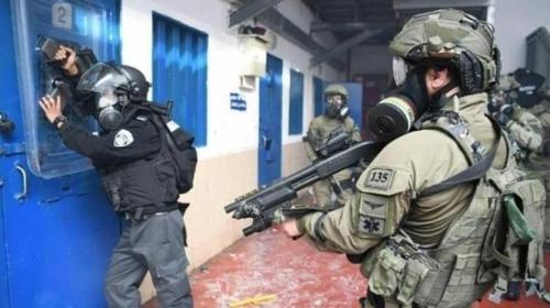 توتر بسجن النقب بعد اقتحام قوات الاحتلال لأقسامه
