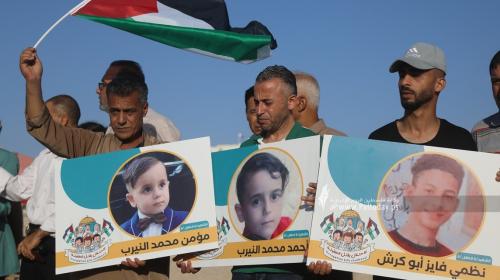 افتتاح أكبر منحوتة رملية في فلسطين بطول 100 متر تتضمن أسماء الشهداء الأطفال في معركة وحدة الساحات (11).JPG