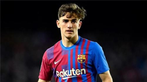برشلونة يمدد عقد جافى رسميًا حتى 2026 بشرط جزائى مليار يورو