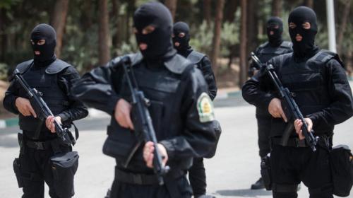 إيران: الهجوم على مزار دبني في شيراز لن يمرّ من دون رد