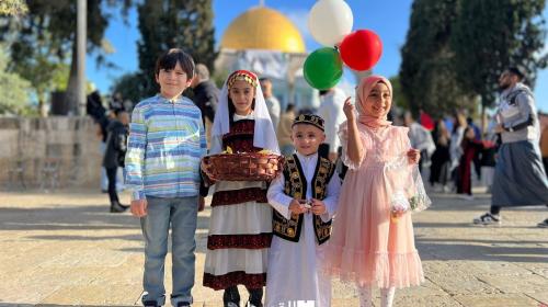 أجواء البهجة بعيد الفطر في المسجد الأقصى ومدينة القدس المحتلة