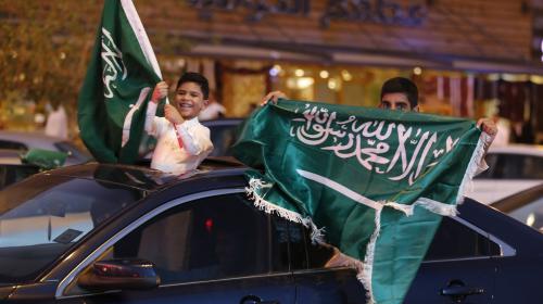 عدد السكان السعوديين 2023-كم عدد سكان السعودية الان